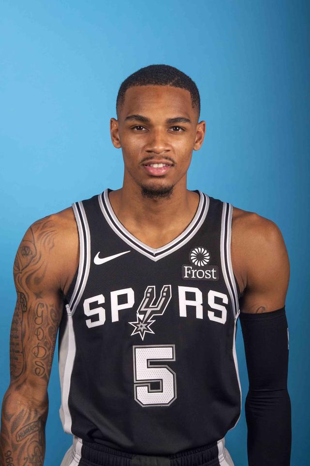 纽卡斯尔逐 纽卡斯尔逐