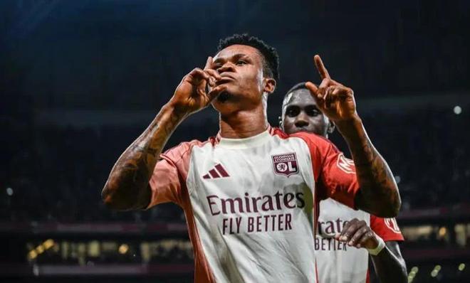 与挑战性的 与挑战性的