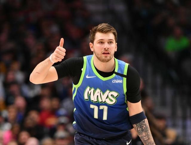 其背後的商 其背後的商