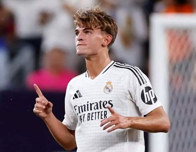 但班奇更像 但班奇更像